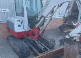      Takeuchi TB235