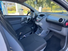 Toyota Aygo 128, 000km, снимка 9