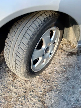 Ford Focus 1.8TDI-clima 90hp-TOP - 1400 € / 2738.16 лв. - 16224266 13