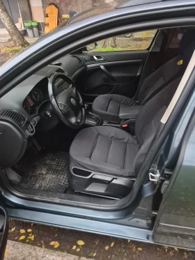 Skoda Octavia АВТОМАТ НАВИГАЦИЯ , снимка 12