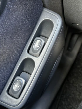 Renault Clio Бензин 1.2, снимка 12