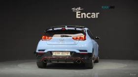 Hyundai Veloster  2.0N* КОЖА* ОБДУХ* ПОДГРЕВ* НАВИ* ПАНО* КАМЕРА | Auto.bg — изображение 4