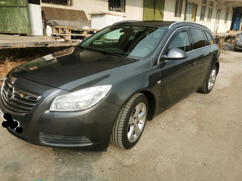 Opel Insignia, снимка 2 - Автомобили и джипове - 46685913