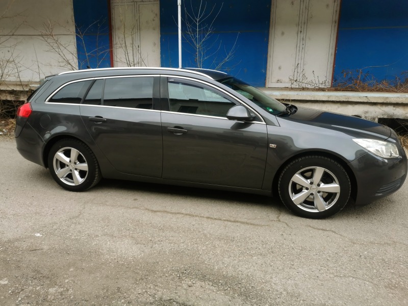 Opel Insignia, снимка 7 - Автомобили и джипове - 44622964