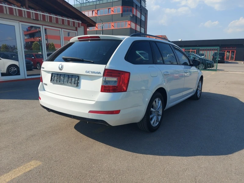 Skoda Octavia 1.2 TSI, RS OPTIC , 4 цилиндъра, 105 к.с, снимка 6 - Автомобили и джипове - 46601185