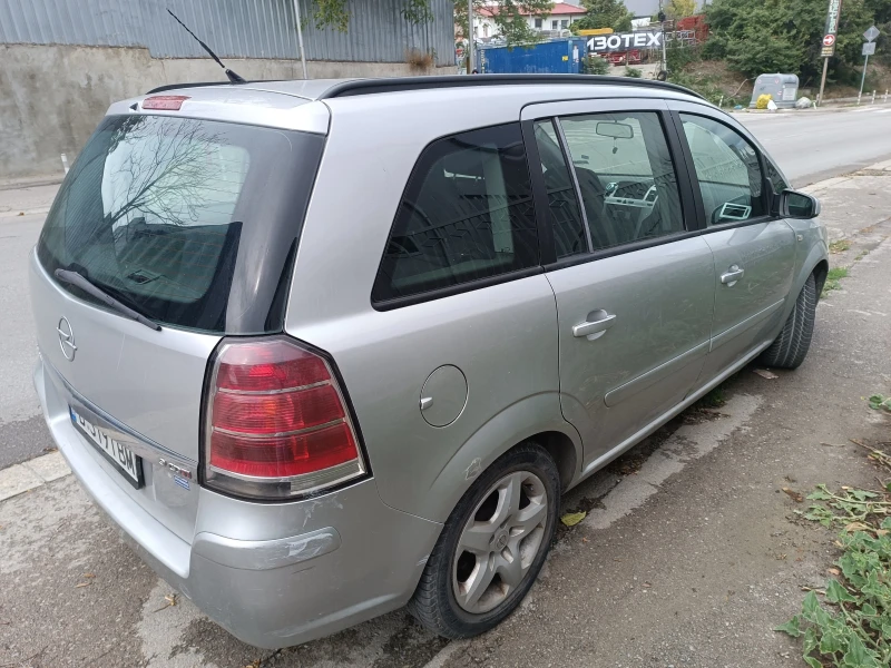 Opel Zafira, снимка 3 - Автомобили и джипове - 47318036