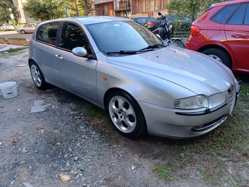 Alfa Romeo 147, снимка 4 - Автомобили и джипове - 48300085