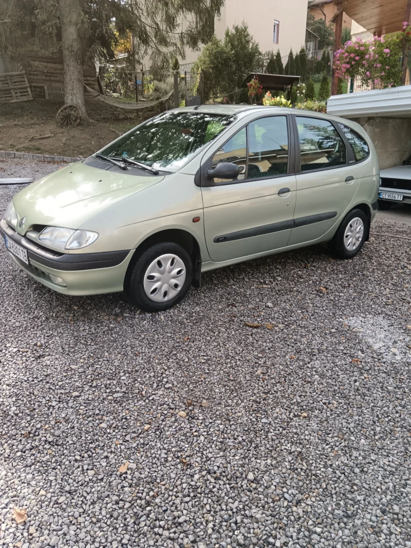 Renault Megane, снимка 4 - Автомобили и джипове - 47524482