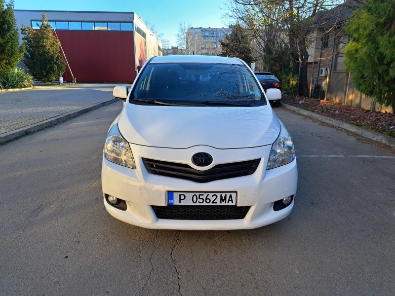 Toyota Verso НАВИГАЦИЯ, КАМЕРА, снимка 1 - Автомобили и джипове - 48585051