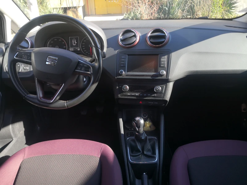 Seat Ibiza facelift, снимка 4 - Автомобили и джипове - 48741059