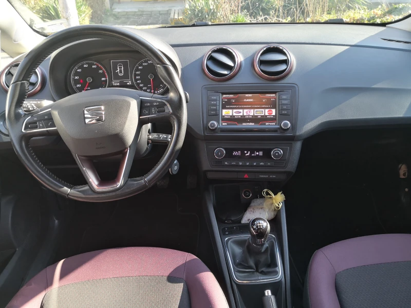 Seat Ibiza facelift, снимка 1 - Автомобили и джипове - 48741059