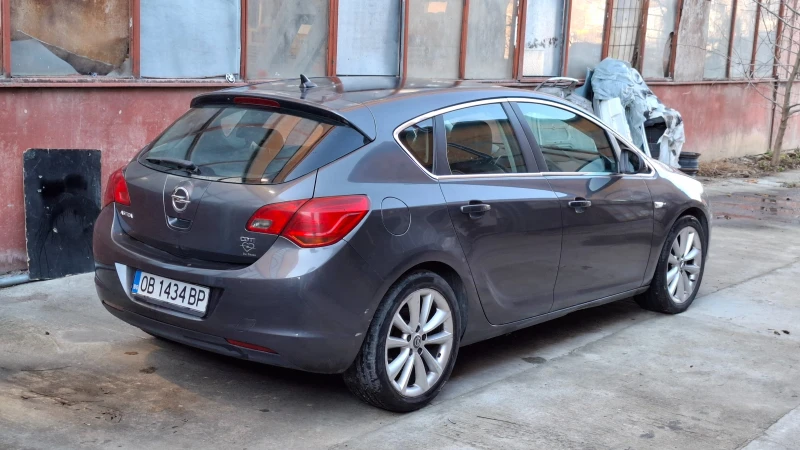 Opel Astra, снимка 4 - Автомобили и джипове - 48832807