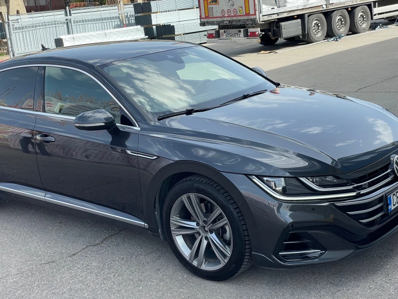VW Arteon R-Line, снимка 14 - Автомобили и джипове - 52193528