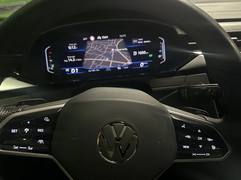 VW Arteon R-Line, снимка 9 - Автомобили и джипове - 52193528