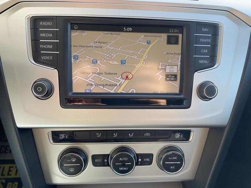 VW Passat 2.0 TDI 150hp, снимка 8 - Автомобили и джипове - 50767491