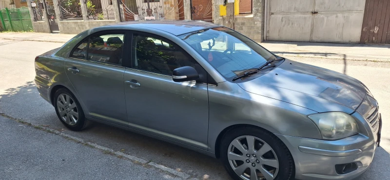 Toyota Avensis 2.0D4D, снимка 2 - Автомобили и джипове - 52249363