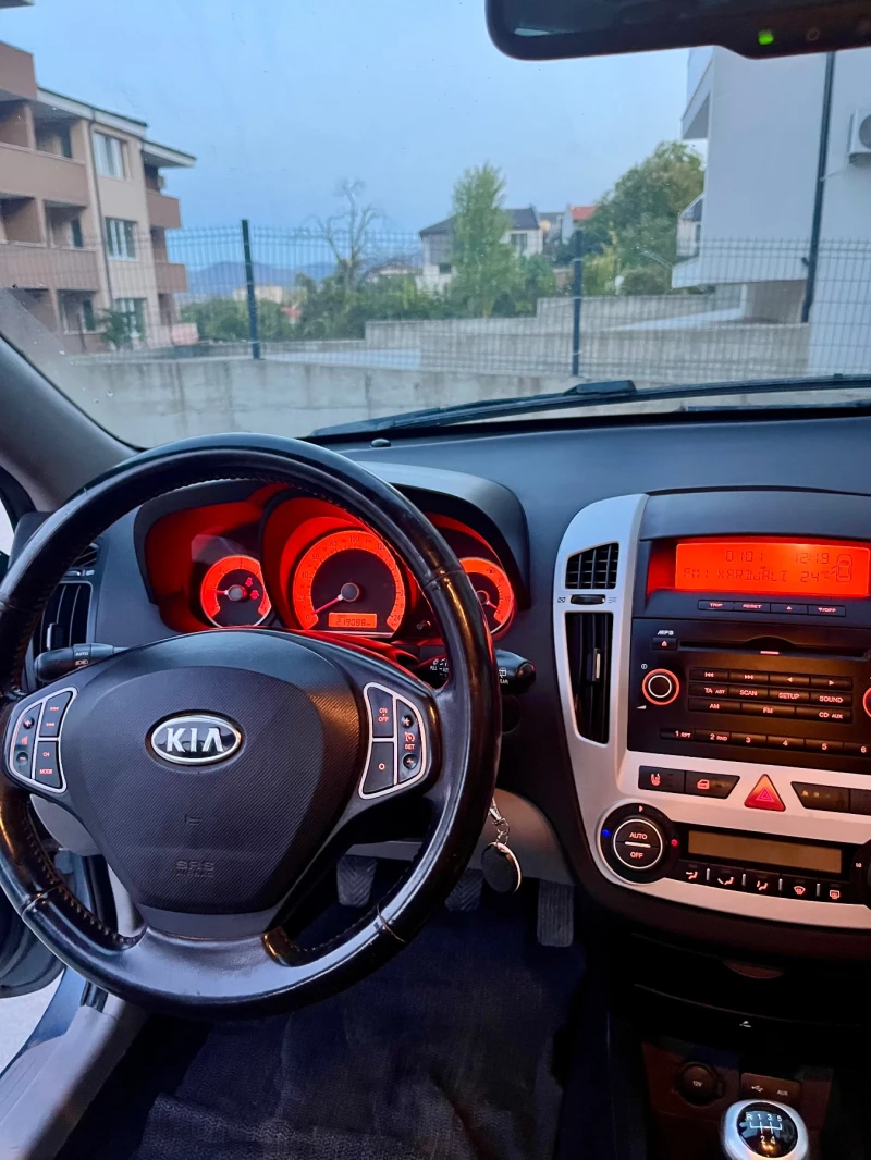 Kia Ceed, снимка 11 - Автомобили и джипове - 51714000
