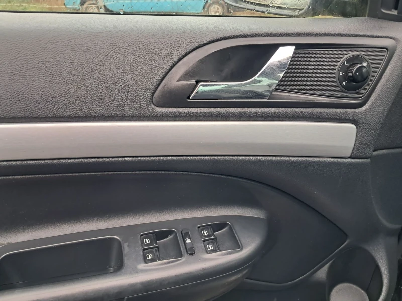 Skoda Octavia VRS -2.0 DSG, снимка 8 - Автомобили и джипове - 52456136