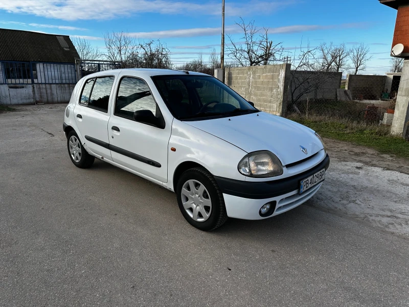 Renault Clio Бензин 1.2, снимка 13 - Автомобили и джипове - 52644634