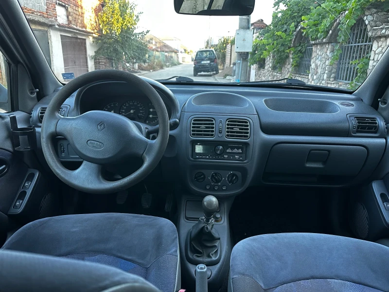 Renault Clio Бензин 1.2, снимка 10 - Автомобили и джипове - 52644634