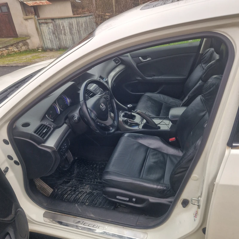 Honda Accord с камера, снимка 7 - Автомобили и джипове - 53010909