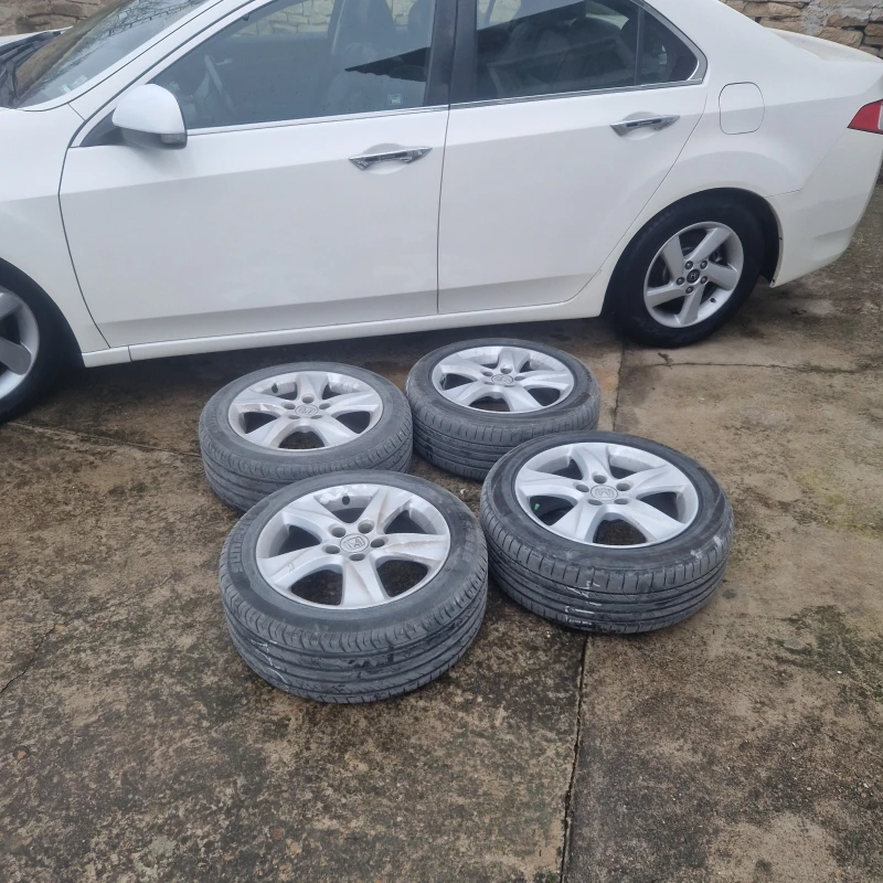 Honda Accord с камера, снимка 13 - Автомобили и джипове - 53010909