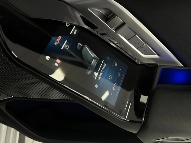 BMW 740 d xDrive = M-Sport = Shadow Line  | Mobile.bg   13