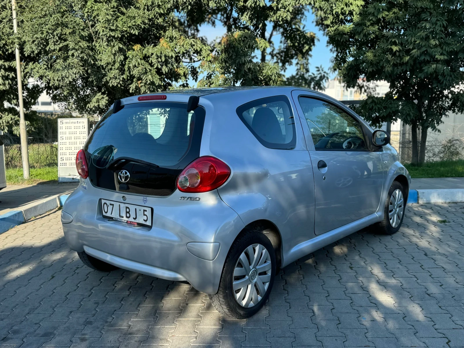 Toyota Aygo 128, 000km - изображение 3