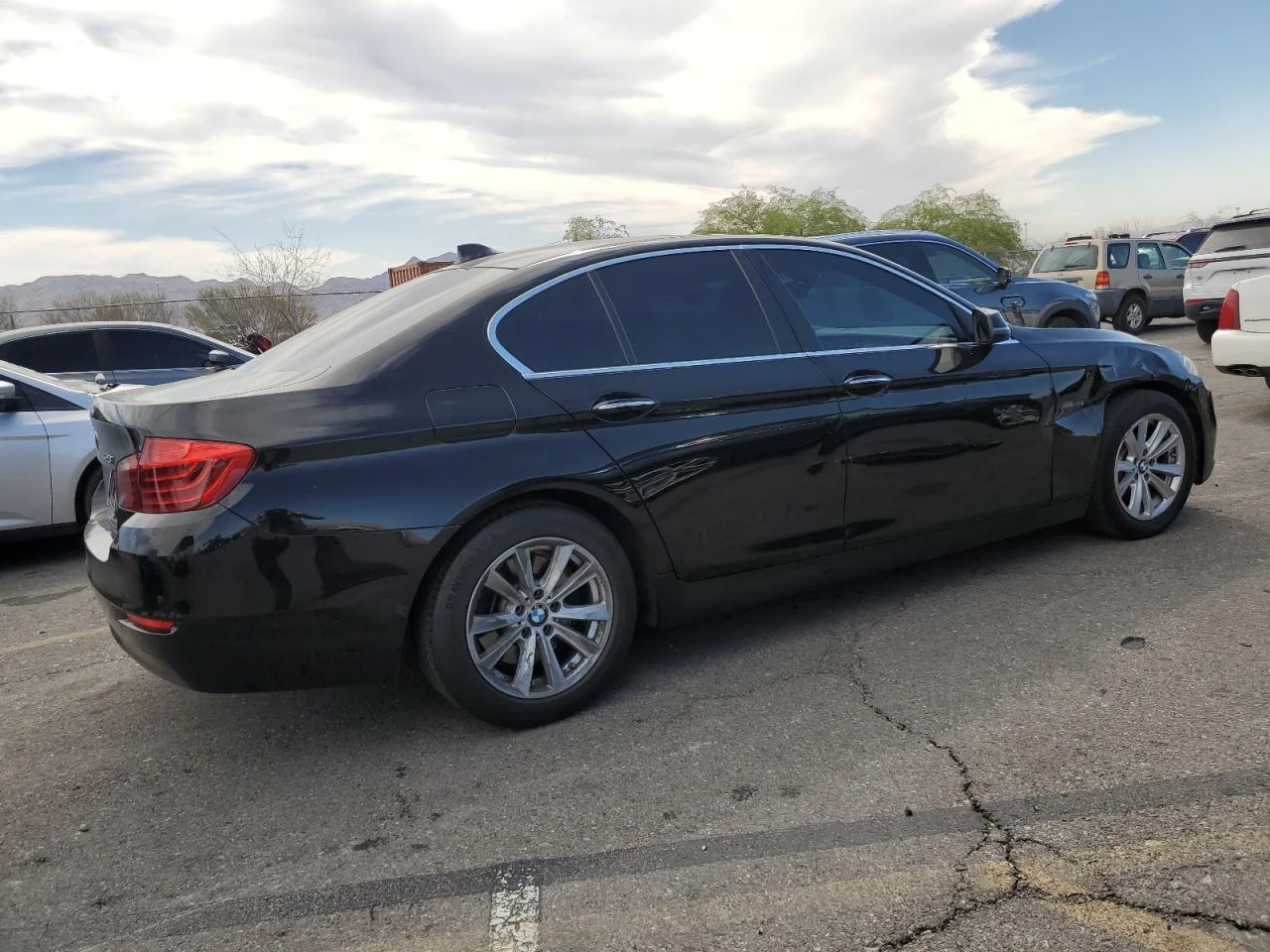 BMW 528 i * Подгрев* Камера* Keyless - изображение 6