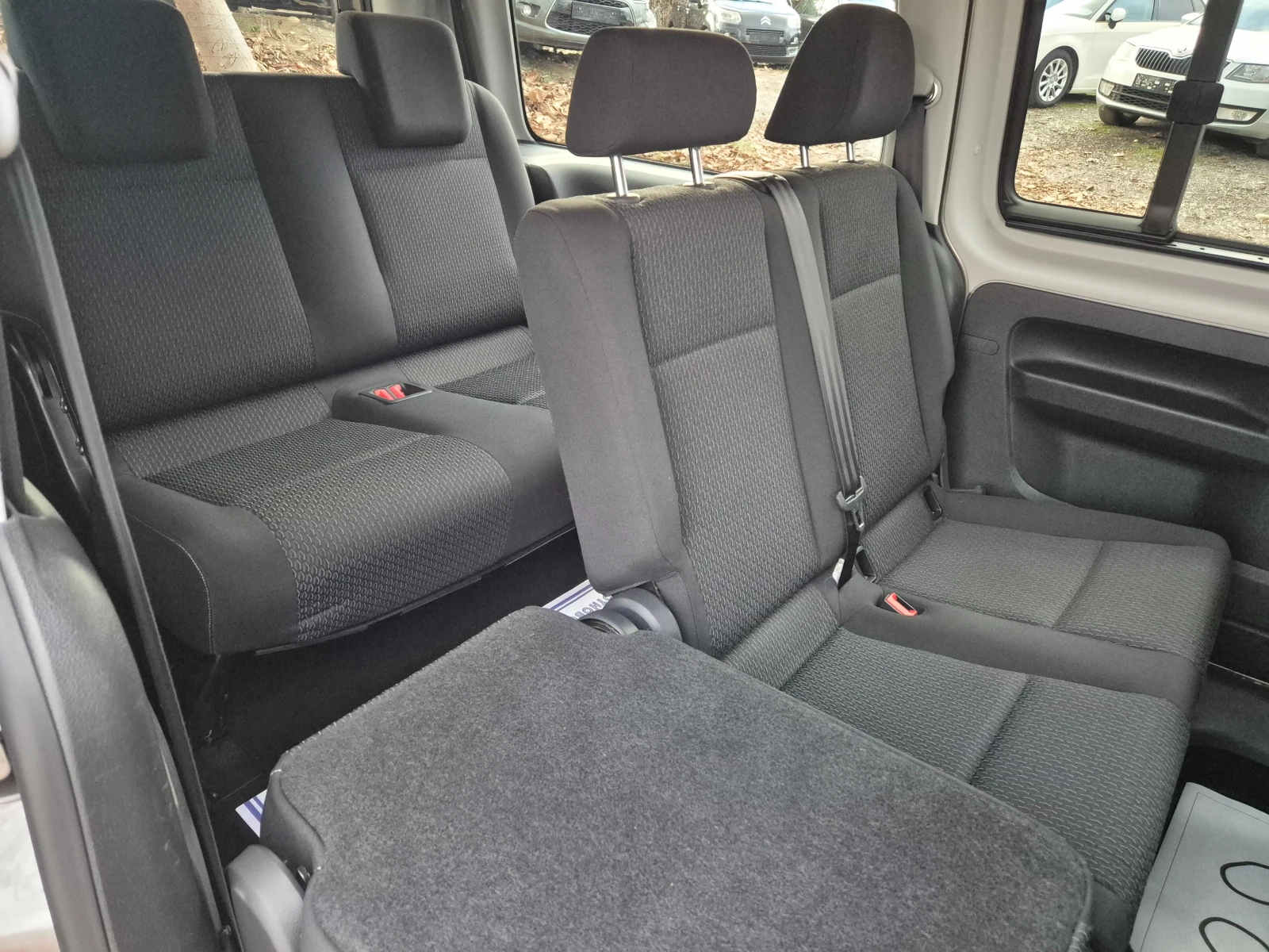 VW Caddy 1.4TGI MAXI 7  URO6B    | Mobile.bg   15