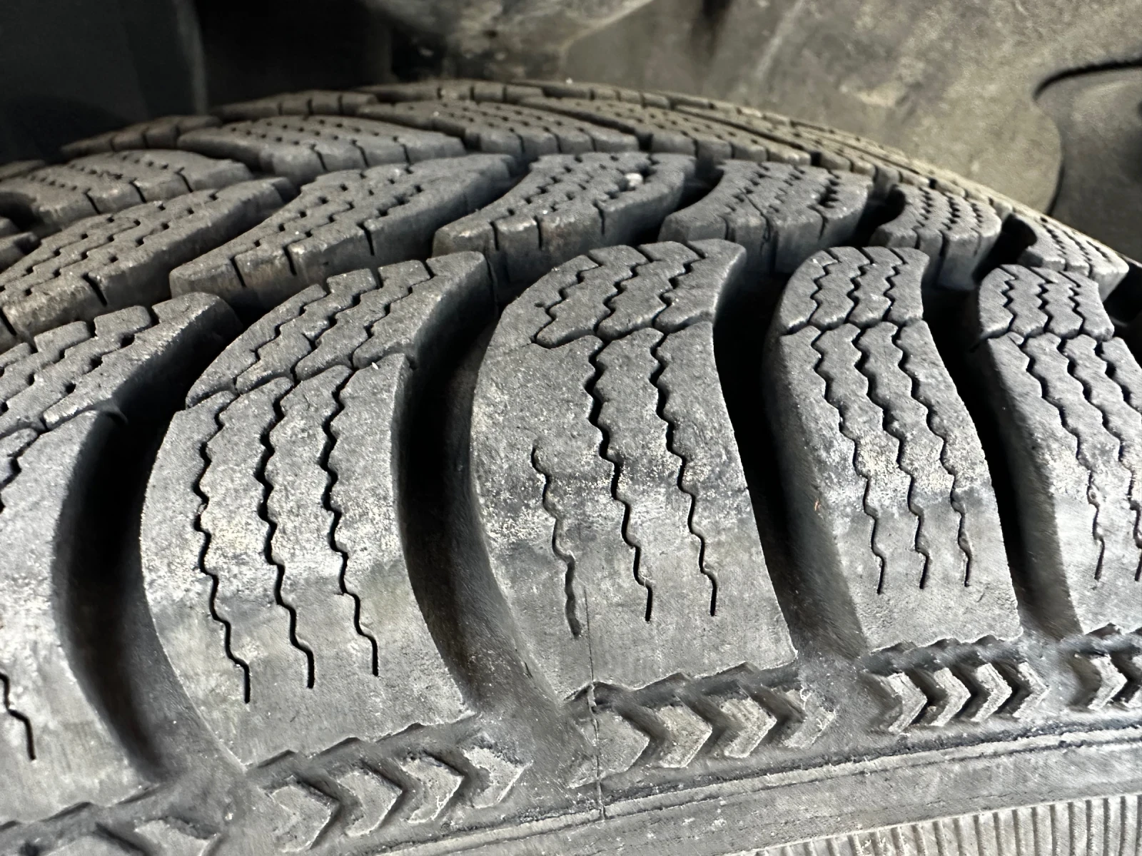 Renault Clio Бензин 1.2 - изображение 8