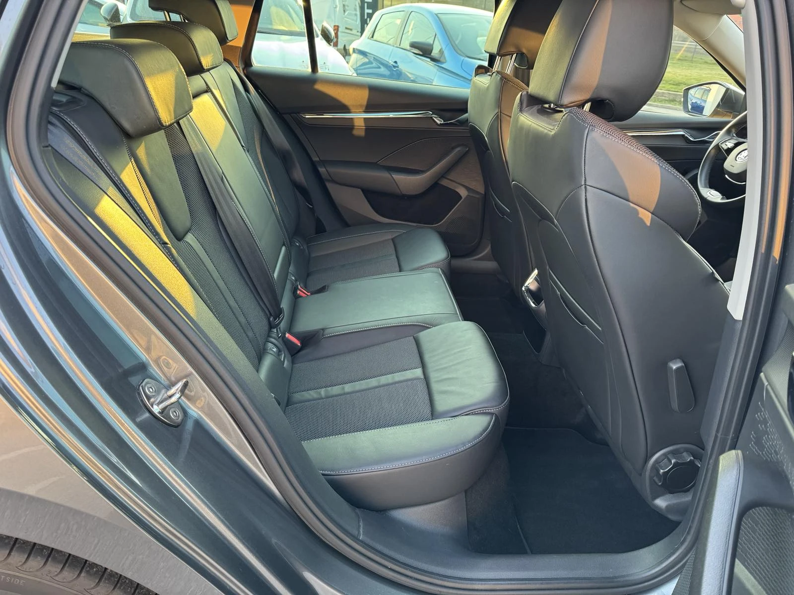 Skoda Octavia 2.0 TDI  4x4 | Mobile.bg � ����������� 10