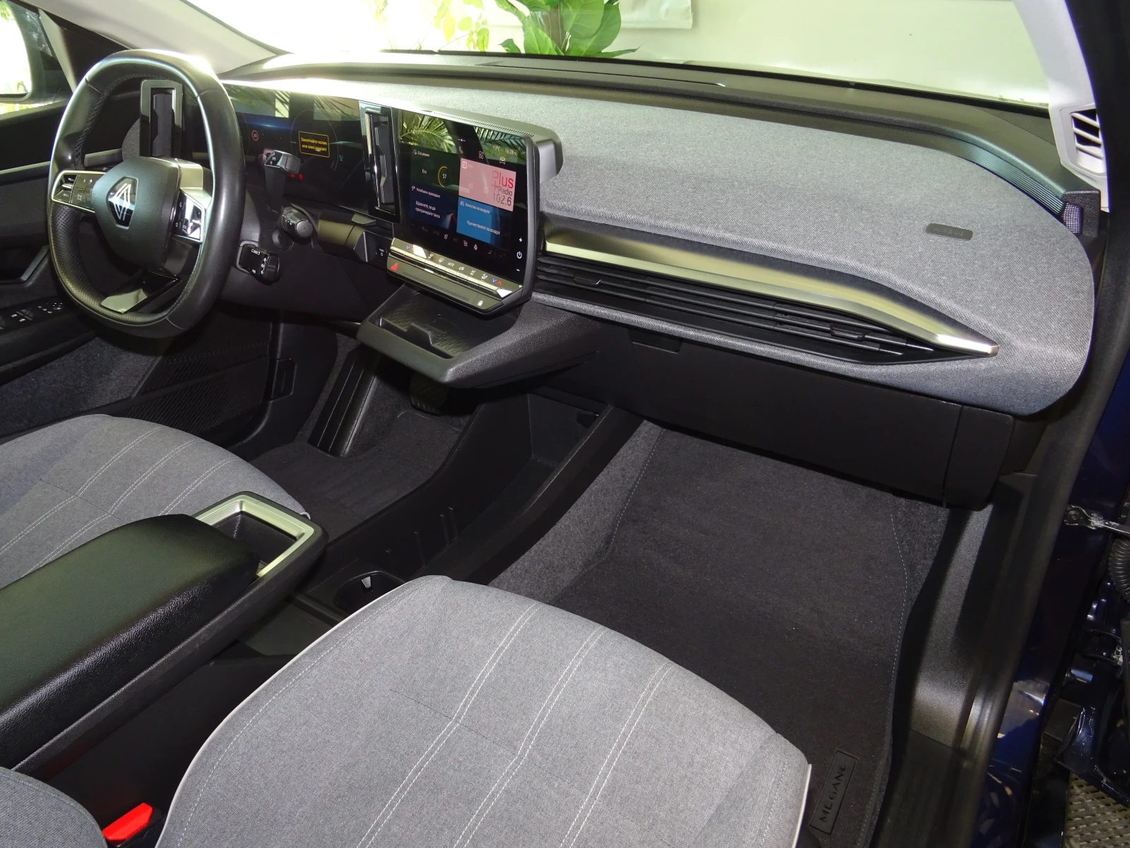 Renault Megane E-TECH EV60 220�� EQUILIBRE | Mobile.bg � ����������� 9