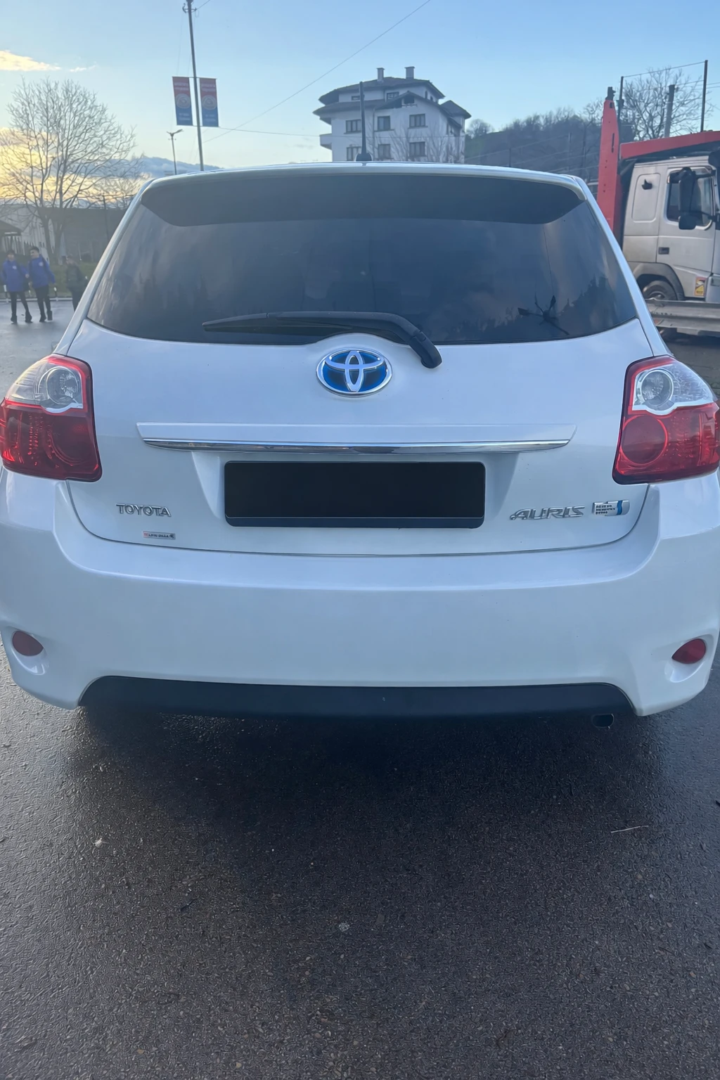 Toyota Auris  - изображение 4