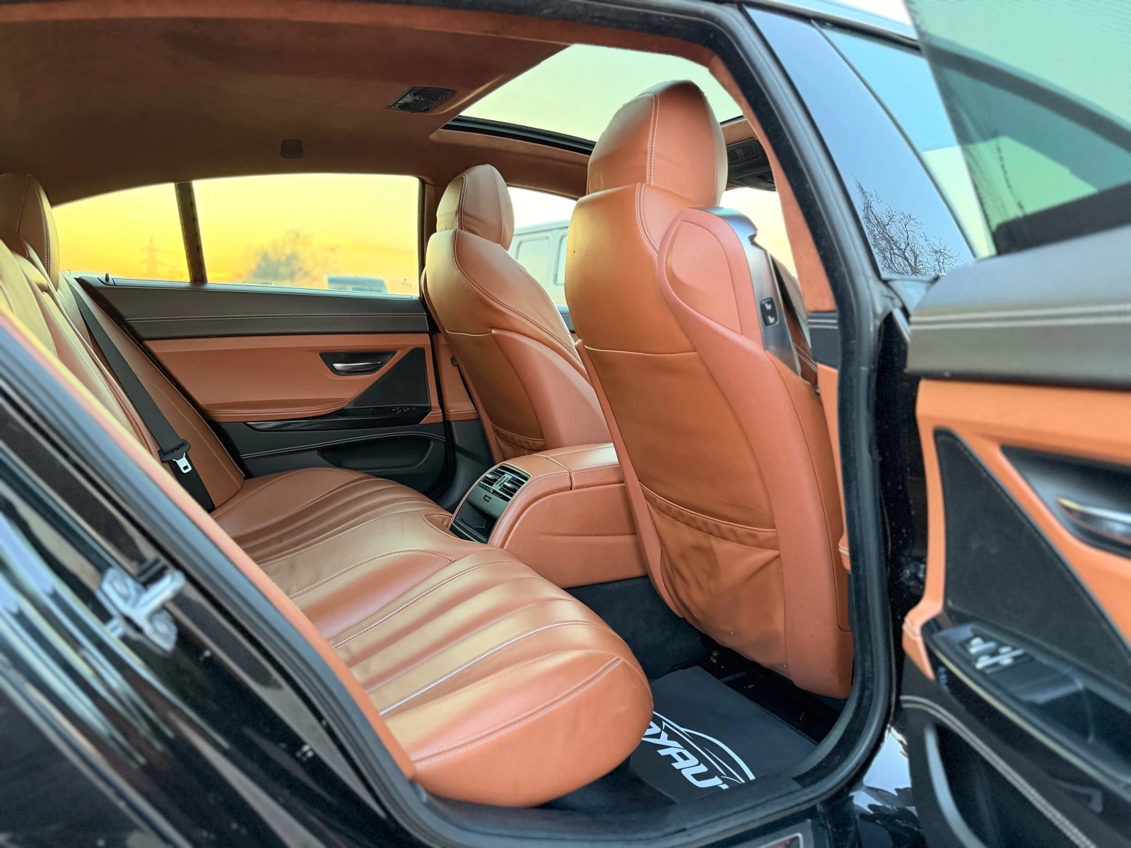 BMW 640 d= Xdrive= M6-performance= HUD= Soft Close= harman, снимка 12 - Автомобили и джипове - 53786221