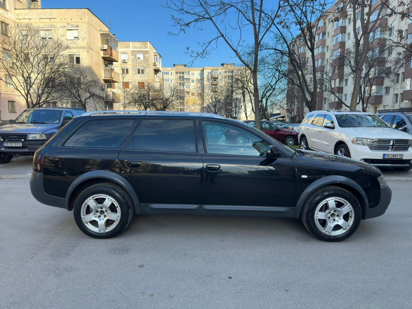 Audi A6 Allroad 2.5TDI V6 Quattro Автопилот/Климат, снимка 4 - Автомобили и джипове - 53808543