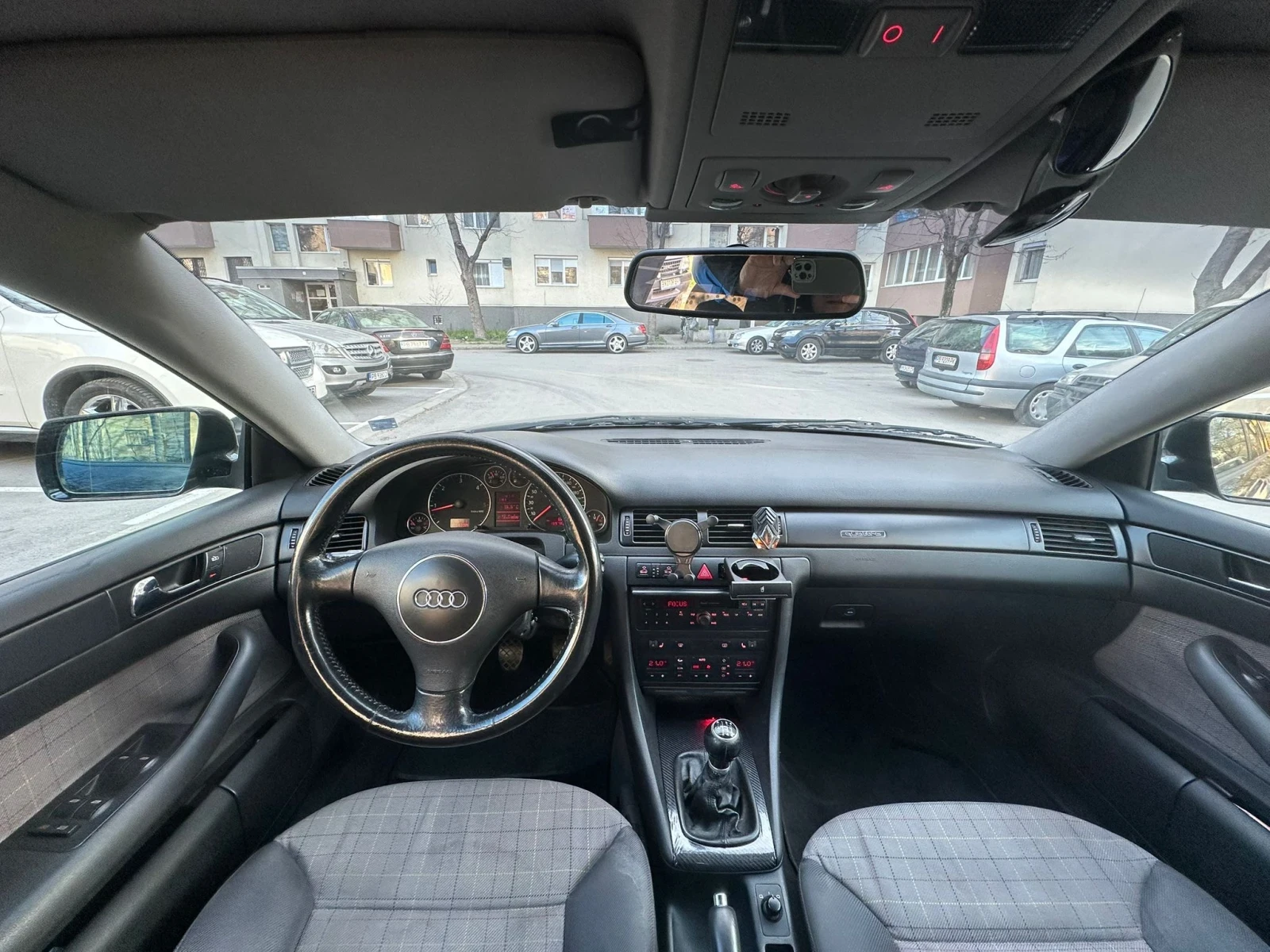 Audi A6 Allroad 2.5TDI V6 Quattro Автопилот/Климат, снимка 9 - Автомобили и джипове - 53808543