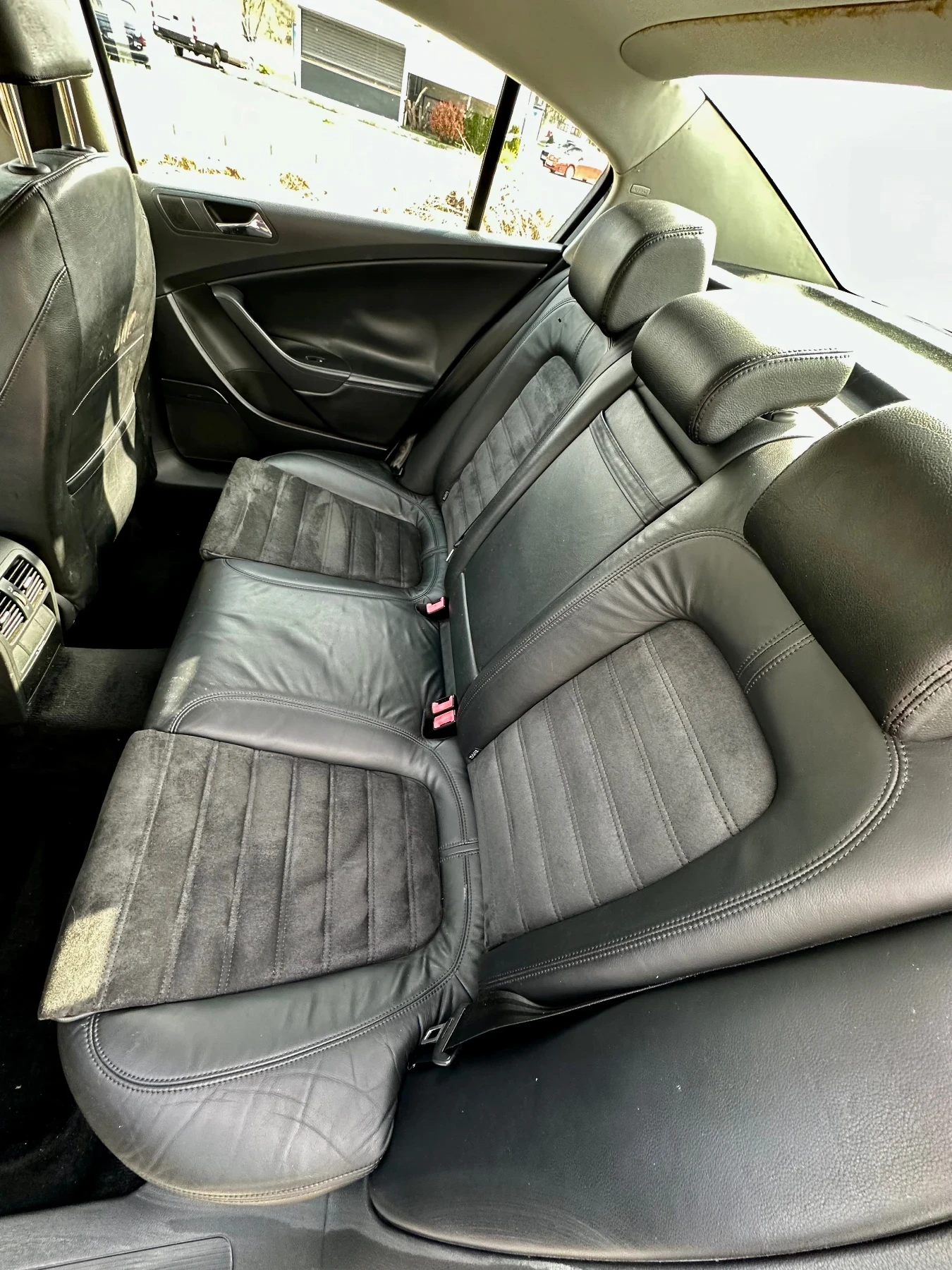 VW Passat 2.0 TDi DSG Highline , снимка 11 - Автомобили и джипове - 54178109