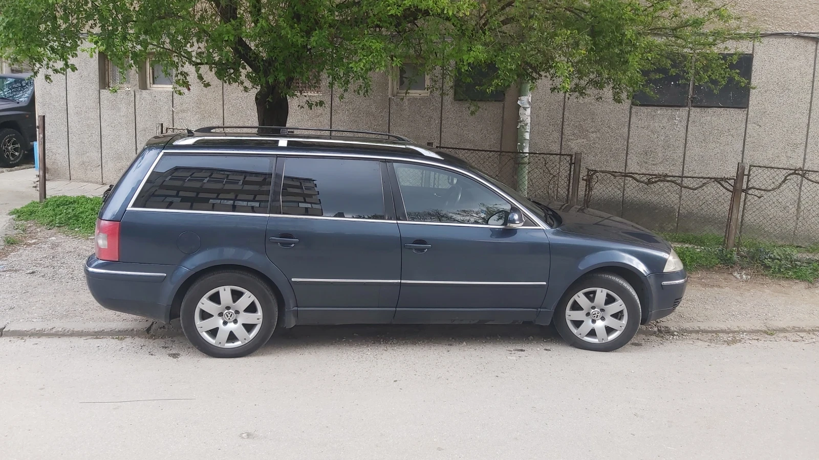 VW Passat, снимка 12 - Автомобили и джипове - 54305966