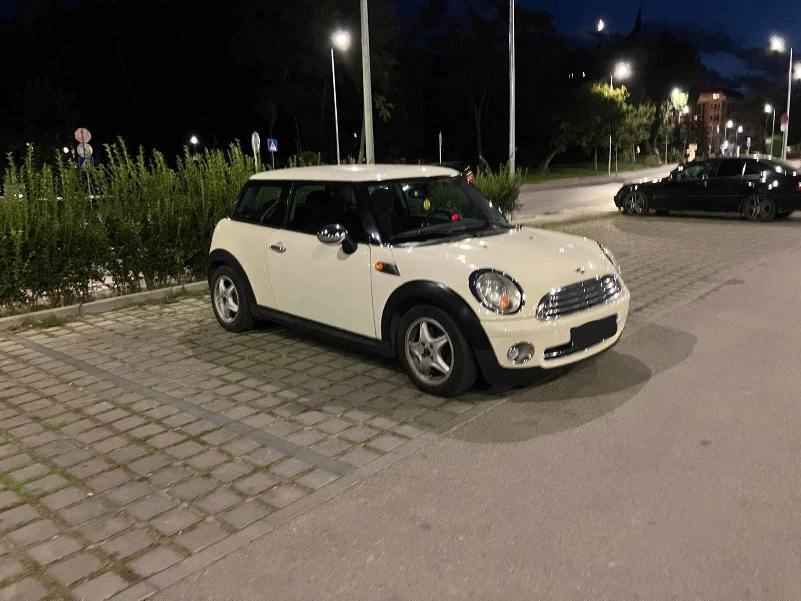 Mini One, снимка 2 - Автомобили и джипове - 54360218