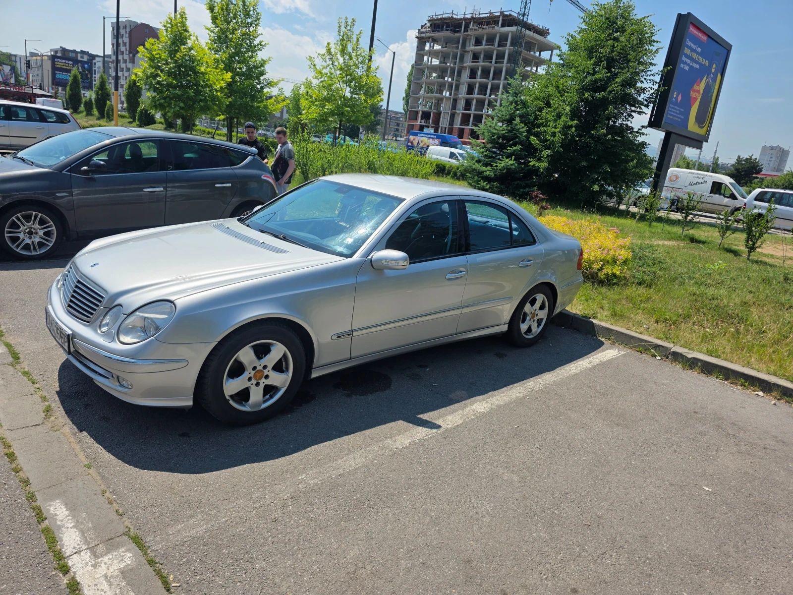 Mercedes-Benz E 320, снимка 10 - Автомобили и джипове - 54928890