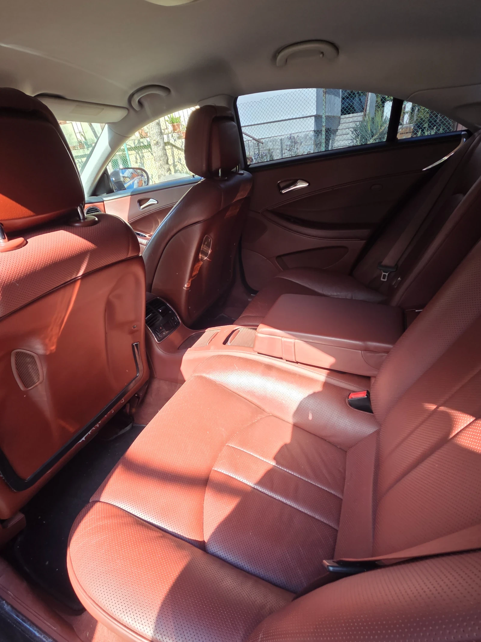 Mercedes-Benz CLS 320 Facilift, снимка 10 - Автомобили и джипове - 54906331