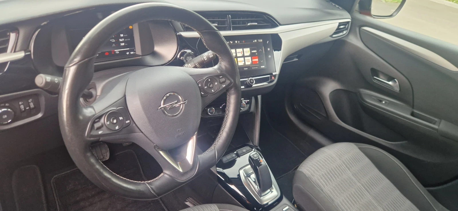 Opel Corsa Electric, снимка 9 - Автомобили и джипове - 55875035