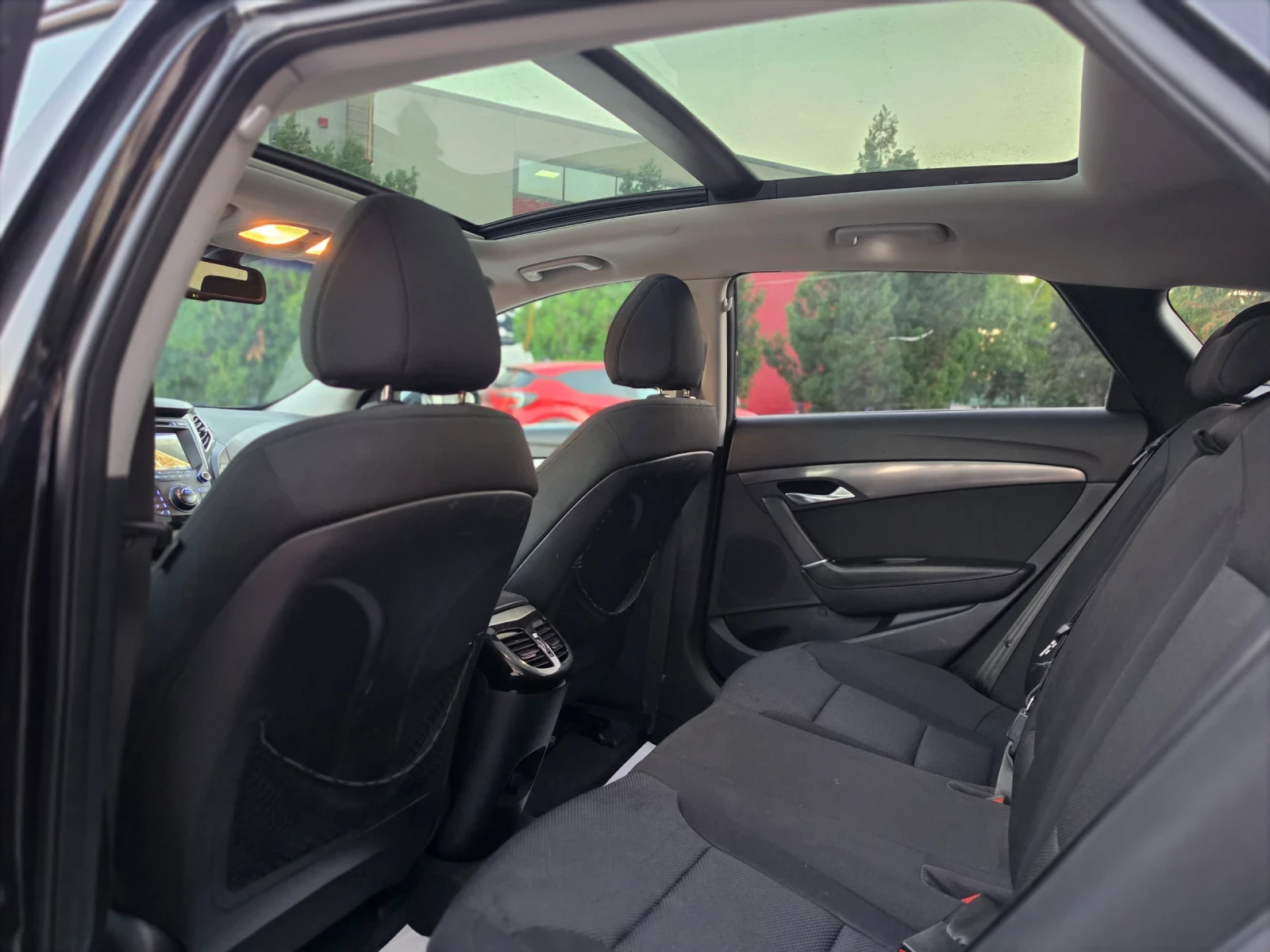 Hyundai I40 1.7CRDI 136hp *  ��������� * ���� * �������� *  | Mobile.bg � ����������� 12