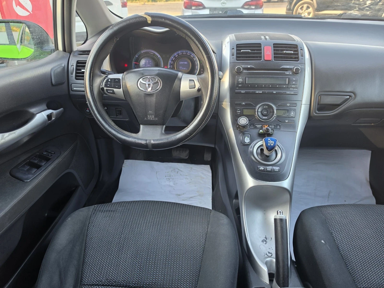 Toyota Auris ХИБРИД* ГАЗ* , снимка 9 - Автомобили и джипове - 56425729