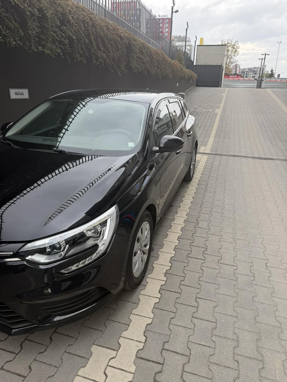 Renault Megane 1.3, снимка 9 - Автомобили и джипове - 56536913