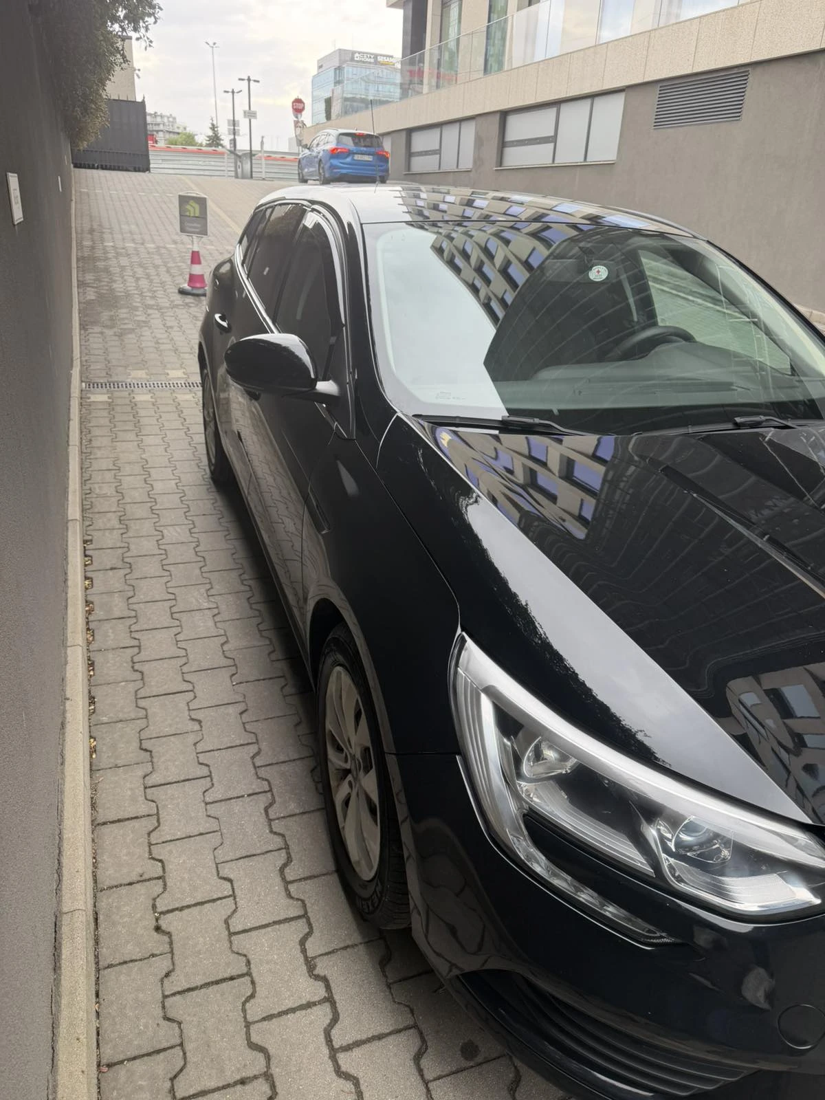 Renault Megane 1.3, снимка 10 - Автомобили и джипове - 56536913