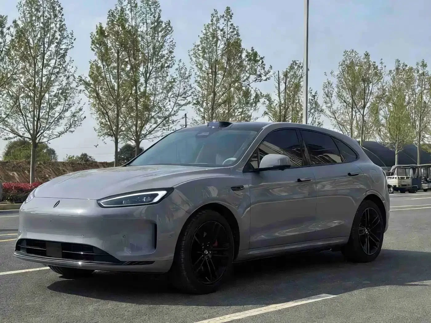 AITO 5, снимка 3 - Автомобили и джипове - 56687825