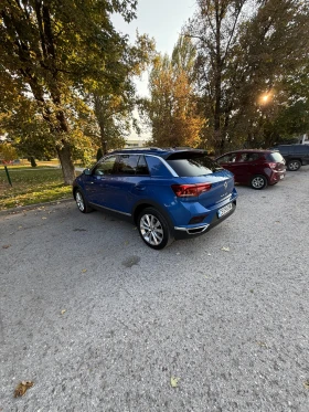     VW T-Roc 4-Motion 90000.
