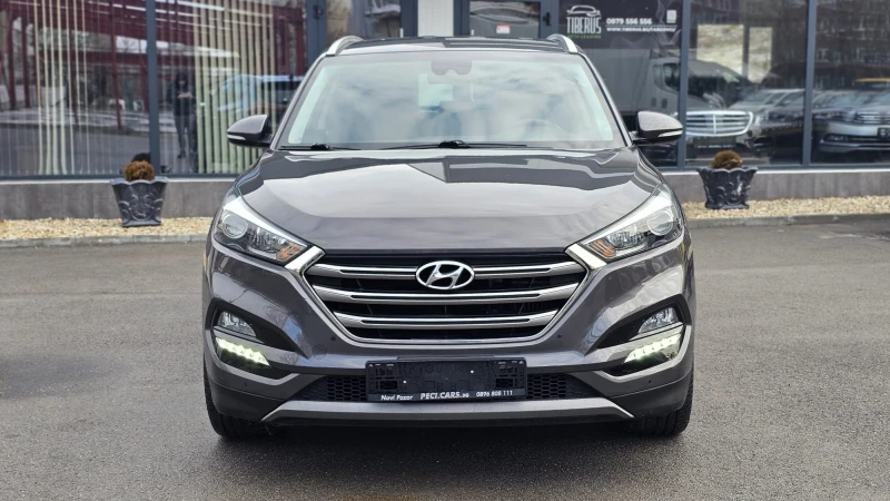 Hyundai Tucson 1.7CRDi Xpossible 6SP IT-СЕРВИЗНА ИСТ.-ЛИЗИНГ, снимка 2 - Автомобили и джипове - 48705033